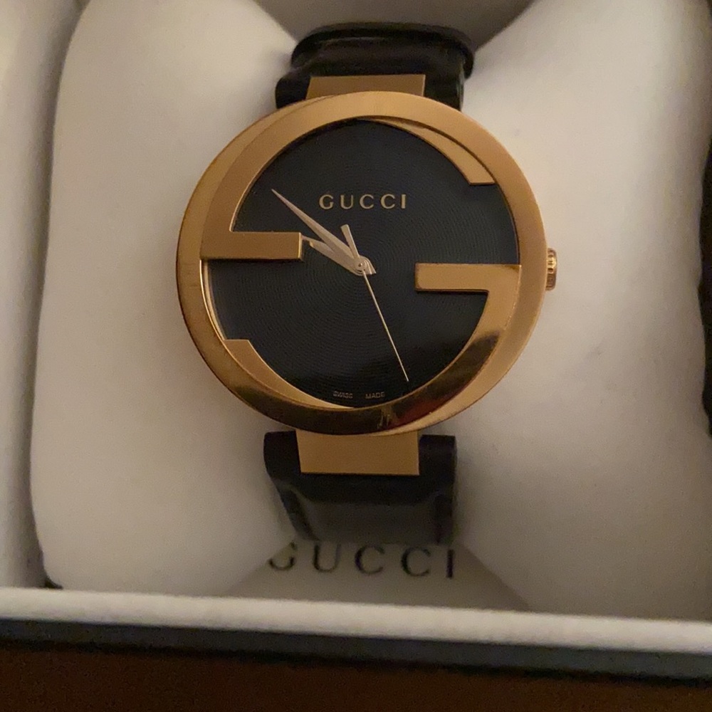 Authentic men’s gucci watch - Picture 4 of 4
